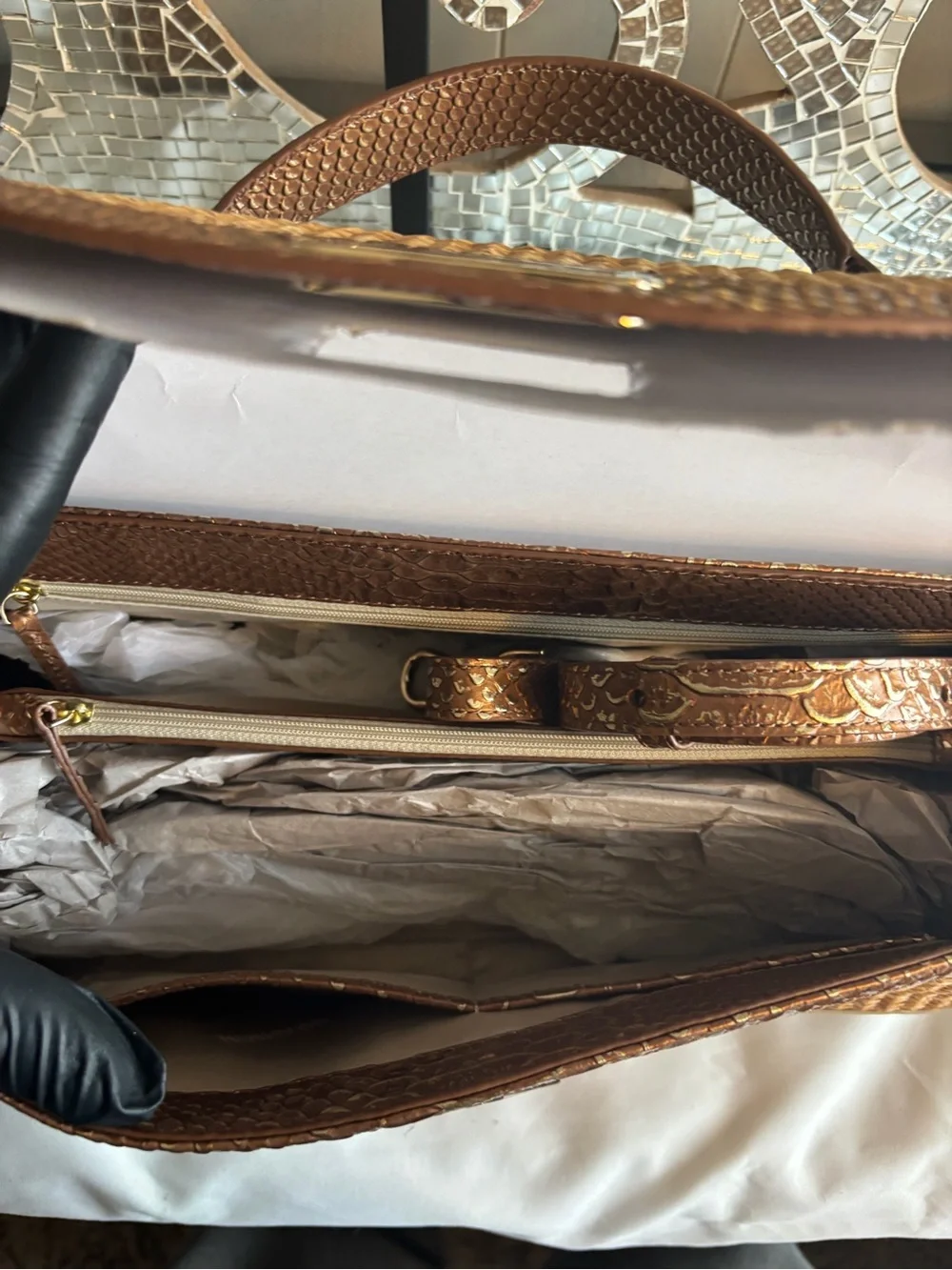 Brahmin structured woven